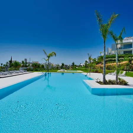 Alcazaba Lagoon For 4 Guests * Estepona